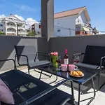 Апартаменты Fancy In Peaceful Area -