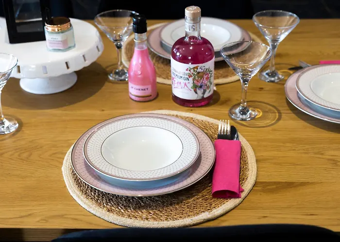 Fancy In Peaceful Area - 아파트 *