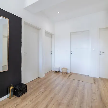 Daire Fancy In Peaceful Area - Zadar