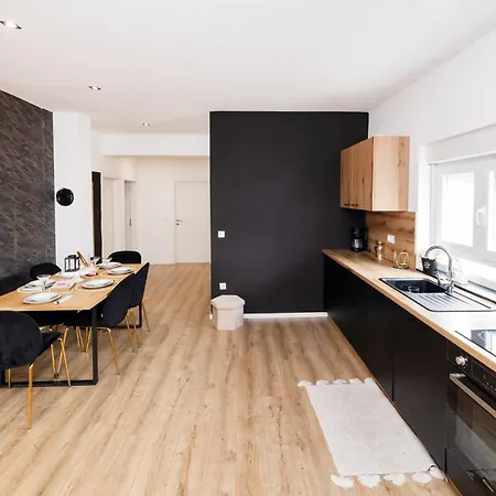 Apartmán Fancy In Peaceful Area - *