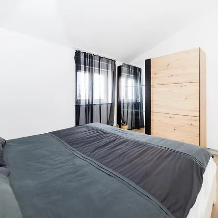 Apartman Fancy In Peaceful Area -