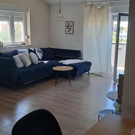 Fancy In Peaceful Area - Appartement