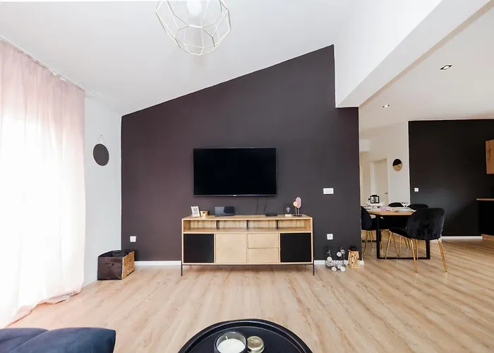 Fancy In Peaceful Area - Apartment Zadar